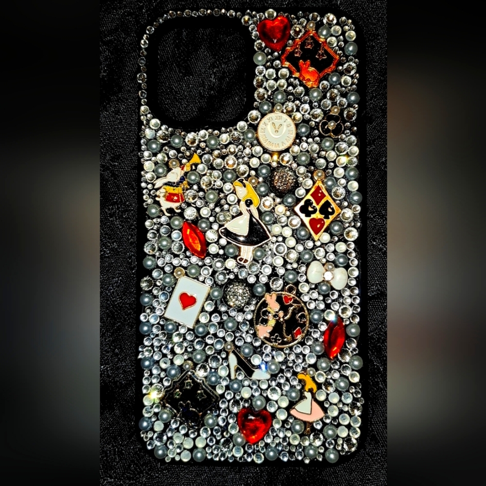 I phone 12 pro max Alice & Wonderland Case